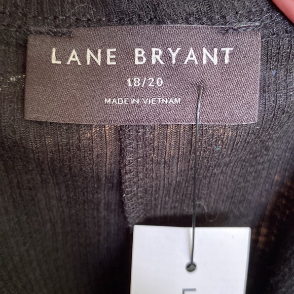 NEW Lane Bryant 18/20 black top with buttons - Picture 7 of 8